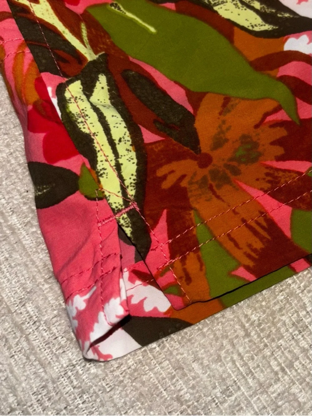 Columbia Floral Gym Swim Shorts Women’s Medium Pink Tropical Beachy Athleisure